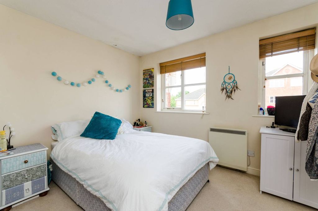 Property photo 2 of 7