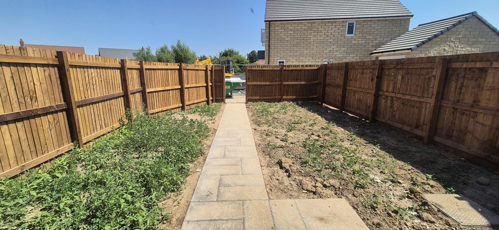 Property photo 2 of 7 Garden