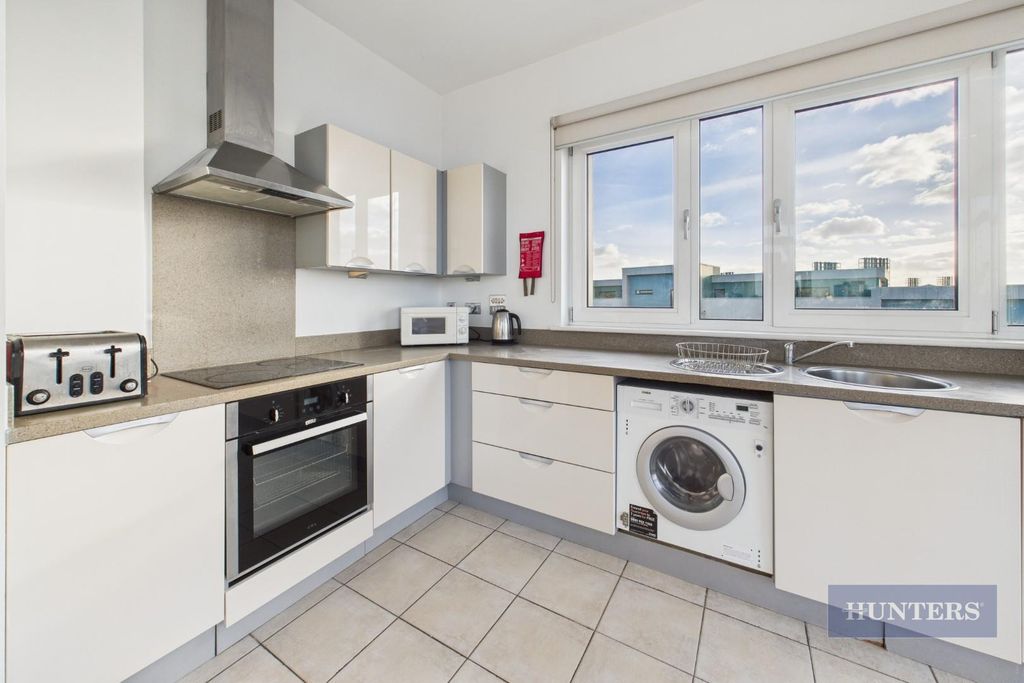 Property photo 3 of 15 Cam05152G0-Pr0331-Still001.Jpg