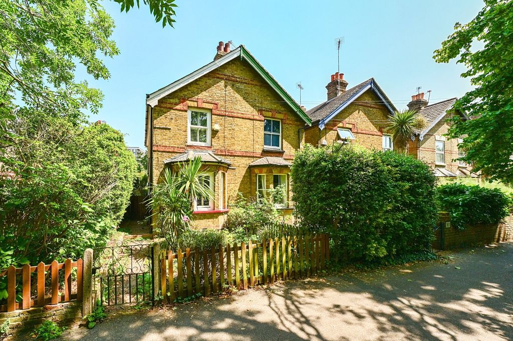 Property photo 1 of 12 Picture No. 11