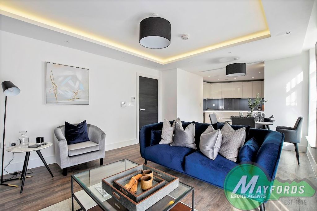 Property photo 1 of 18 Two Bedroom Apartment For Rent