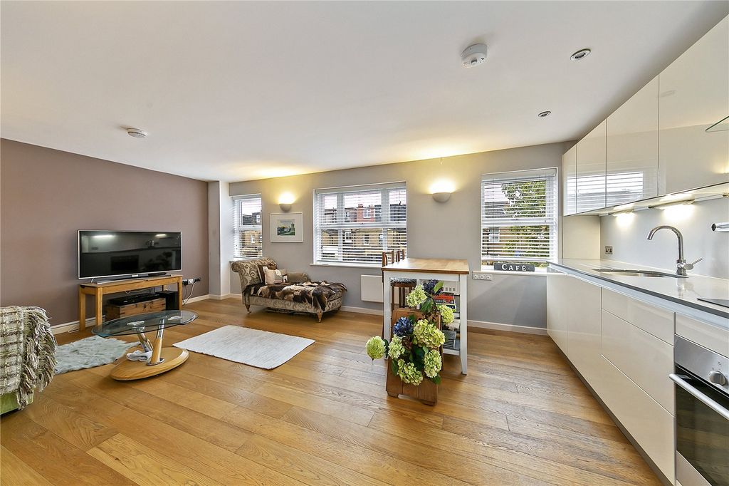 Property photo 2 of 12 Picture No. 07