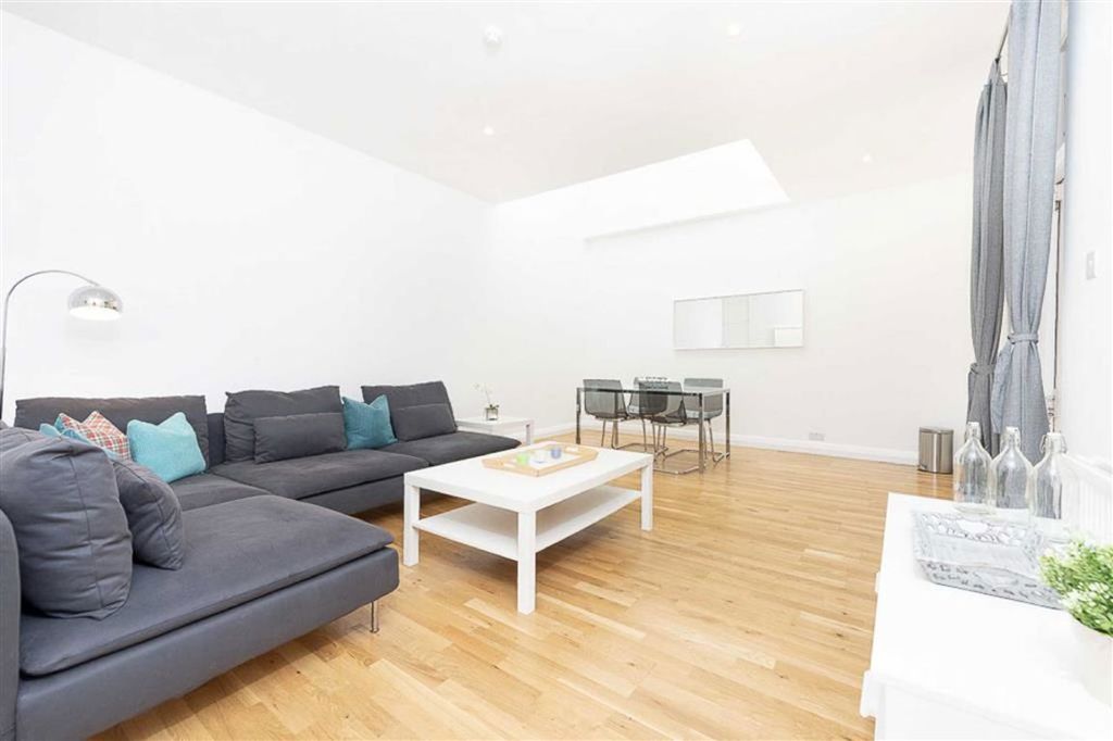 Property photo 2 of 5