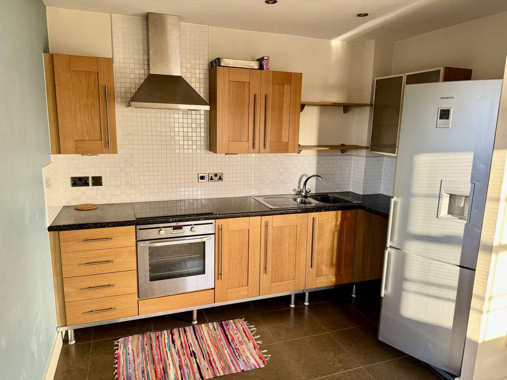 Property photo 2 of 8