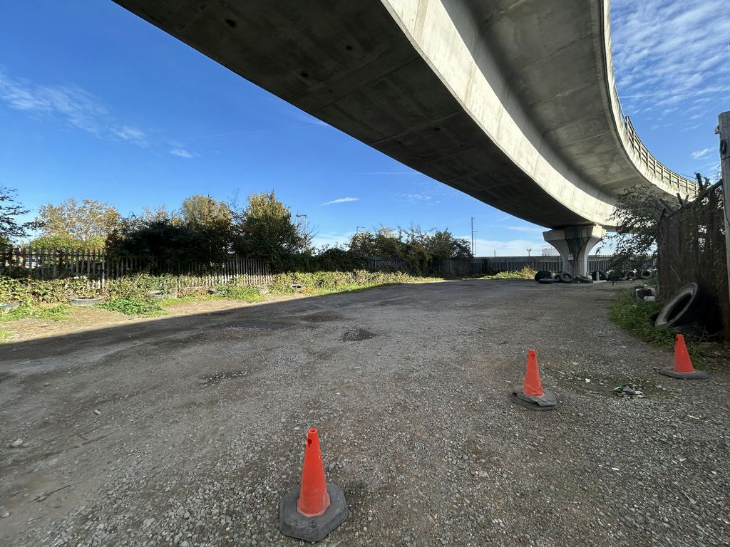 Property photo 2 of 7 Img_2404.Jpg