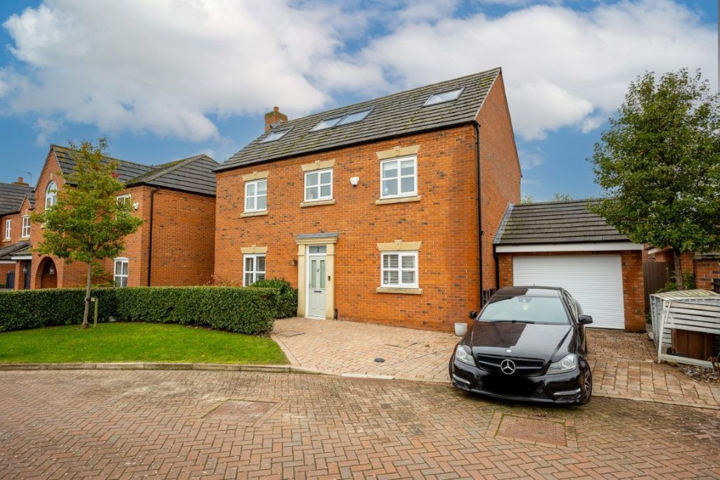 Property photo 1 of 31