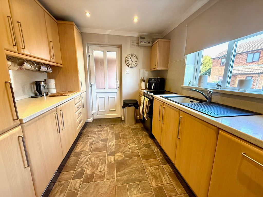Property photo 2 of 14 Img_9640