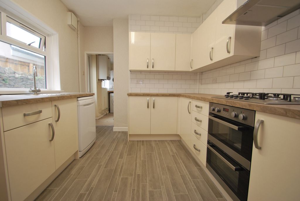 Property photo 2 of 8 Photo 2