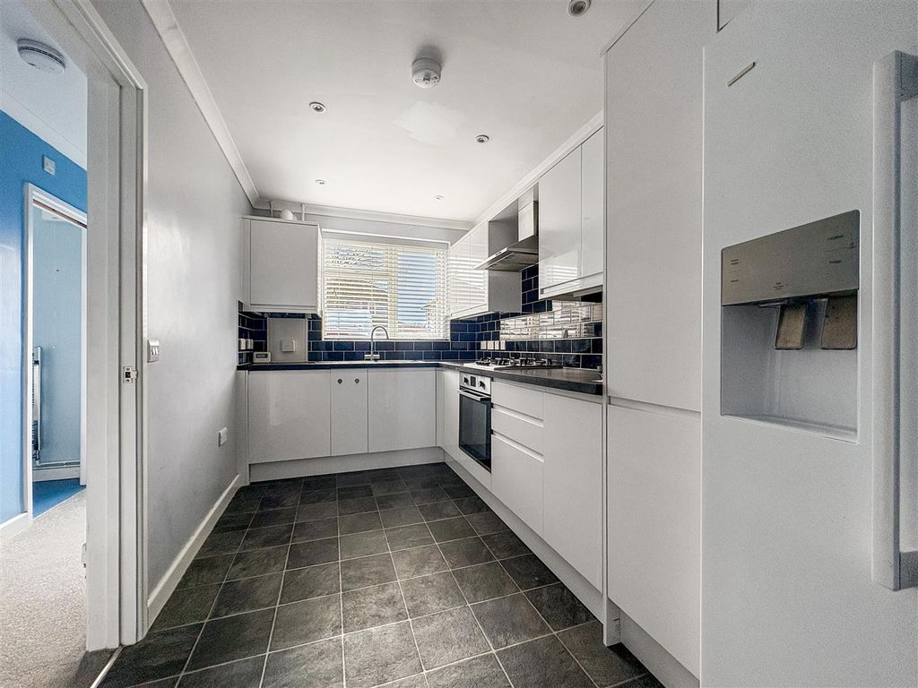 Property photo 2 of 13 7099Be8B2Bd824870c0Eb10d61B29A0A6B5100F3.Jpg