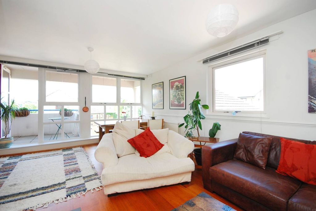 Property photo 2 of 5