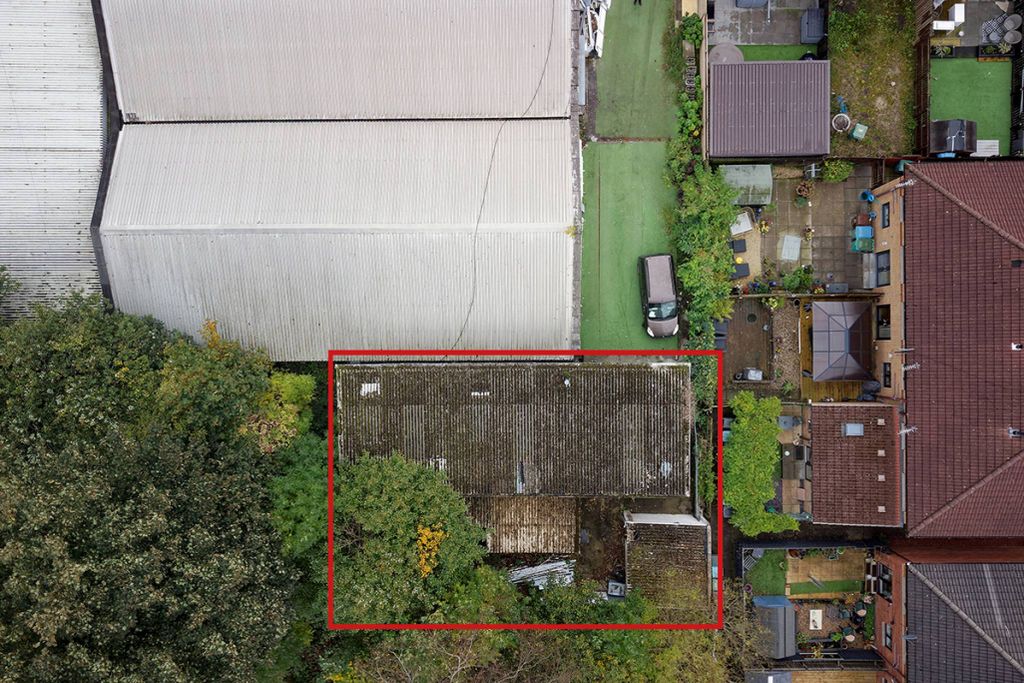 Property photo 2 of 13
