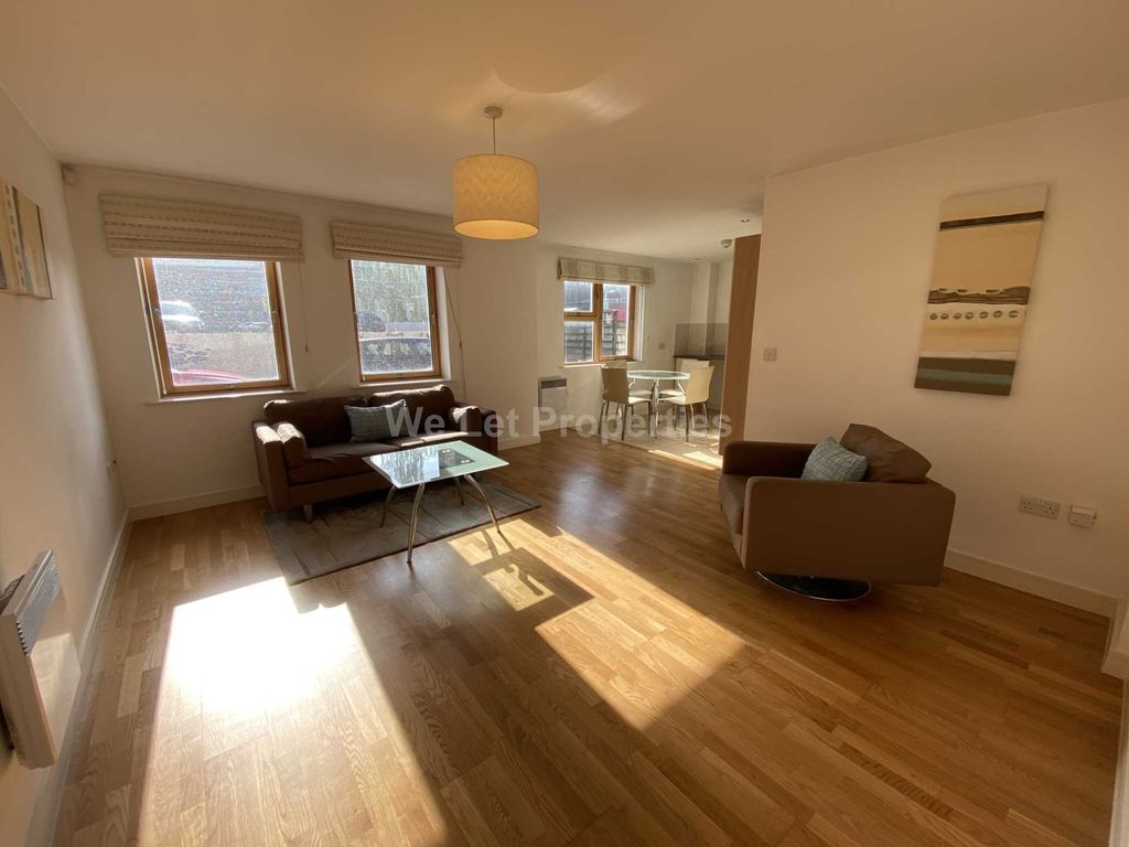 Property photo 2 of 12