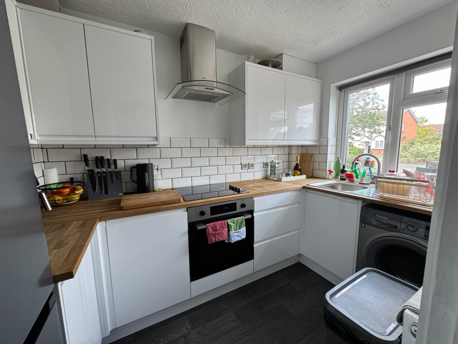 Property photo 2 of 12