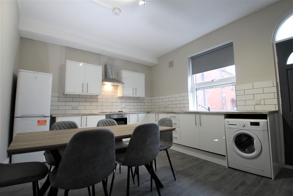 Property photo 1 of 12 Img_8355.Jpg