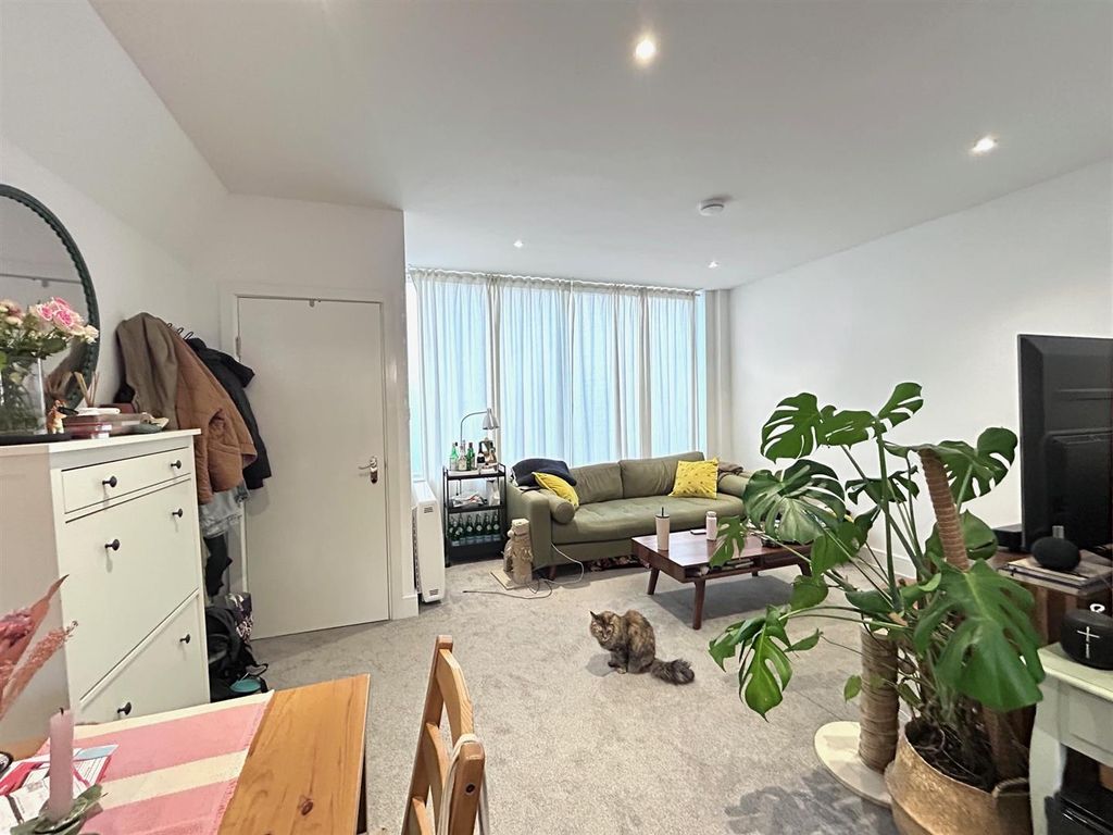 Property photo 2 of 14 Reception.Jpg