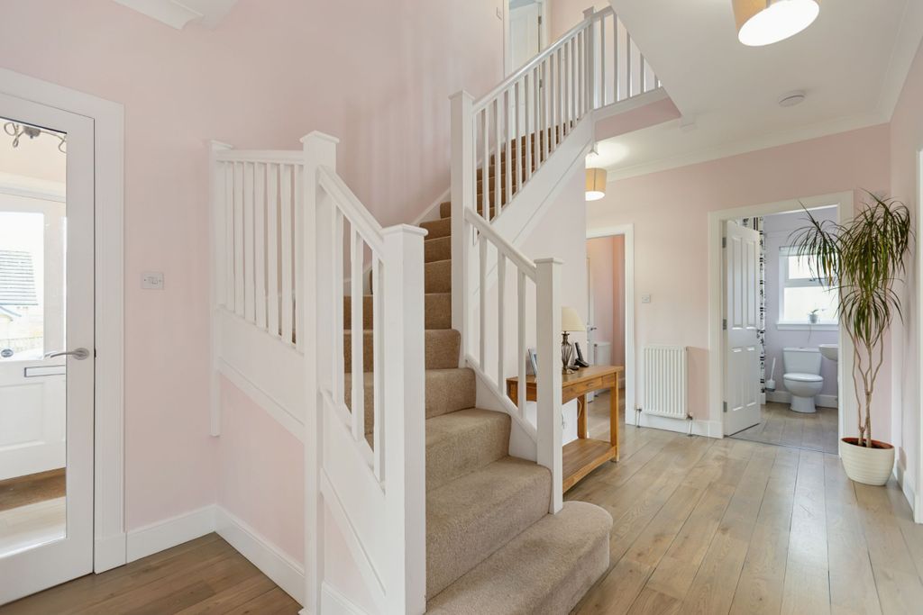Additional image 13 of 5 bed detached house for saleDoig Park, Thornhill, Stirling FK8