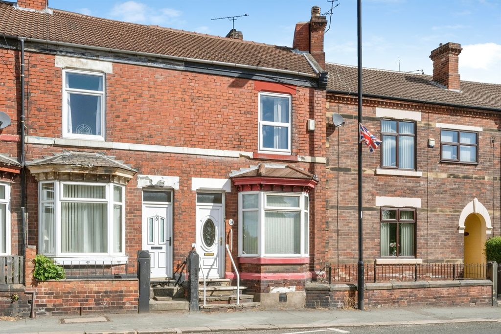 Property photo 1 of 17
