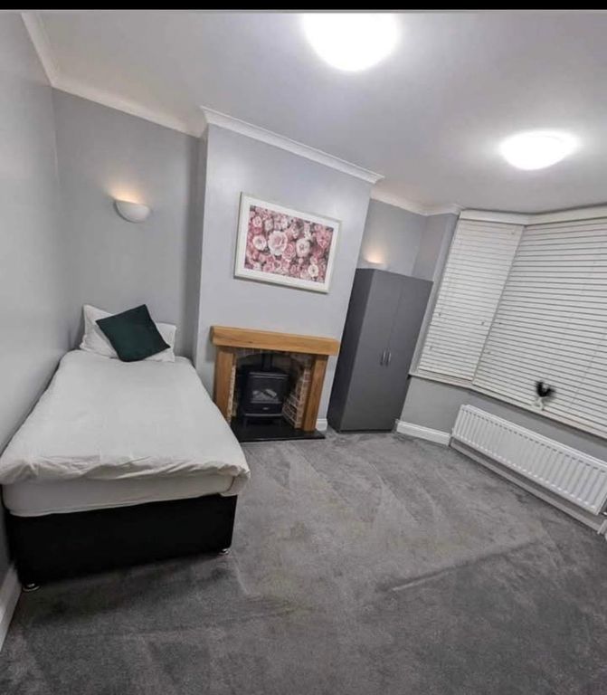 Property photo 1 of 4