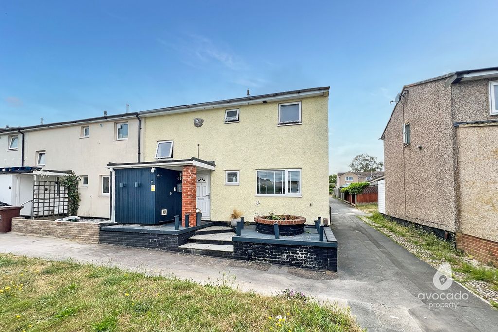 Property photo 1 of 11 4040042