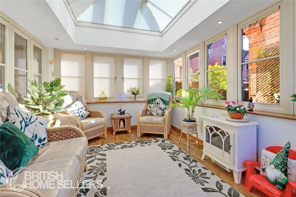 Property photo 2 of 15 Picture No. 06