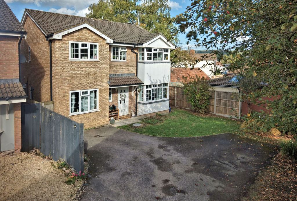 Property photo 1 of 25