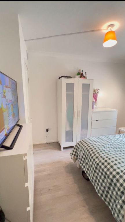 Property photo 1 of 2