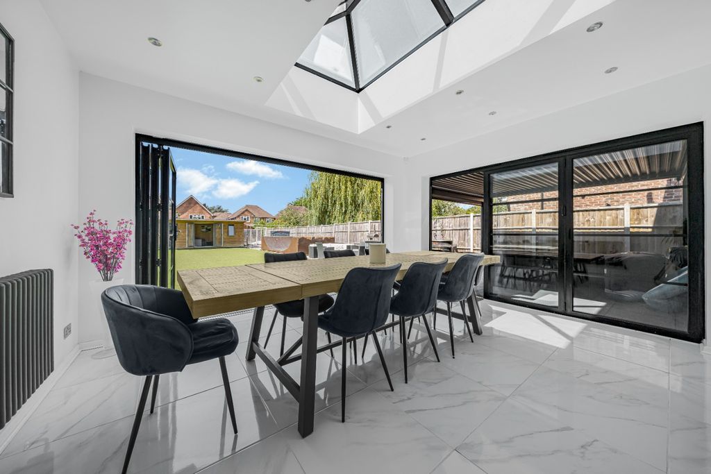 Property photo 2 of 24 5096022