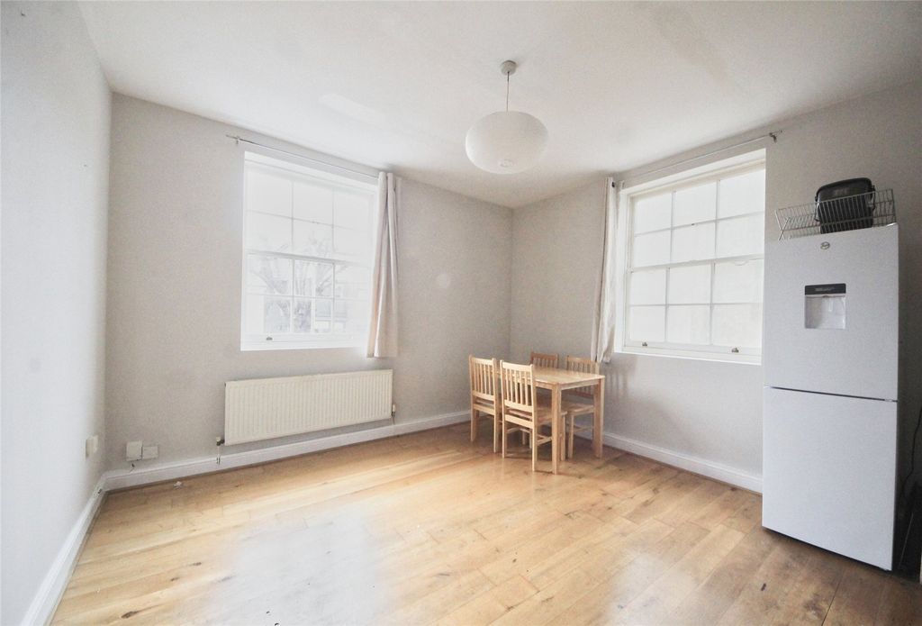 Property photo 2 of 12 Picture No. 06