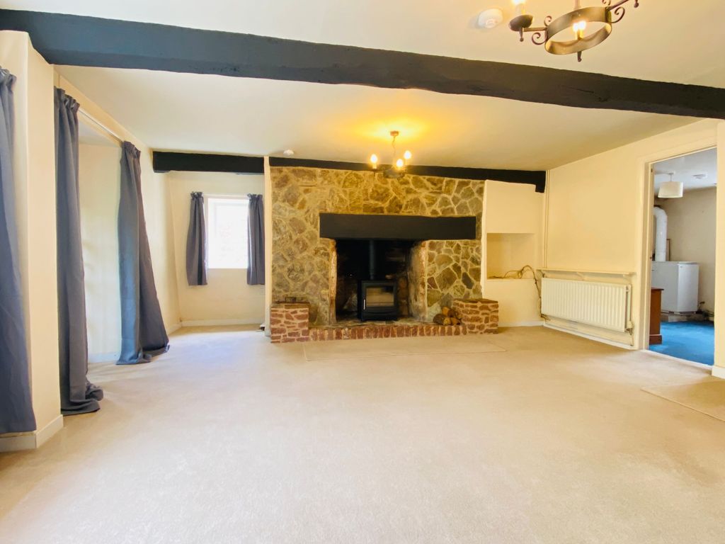 Property photo 2 of 26