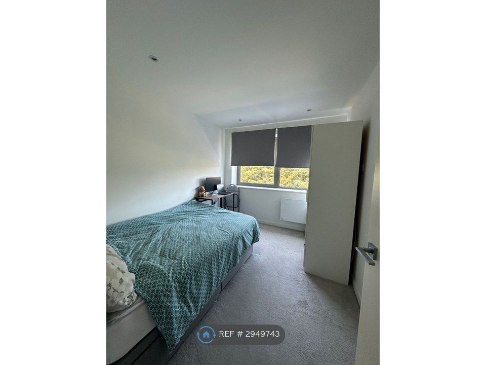 Property photo 3 of 5 Bedroom