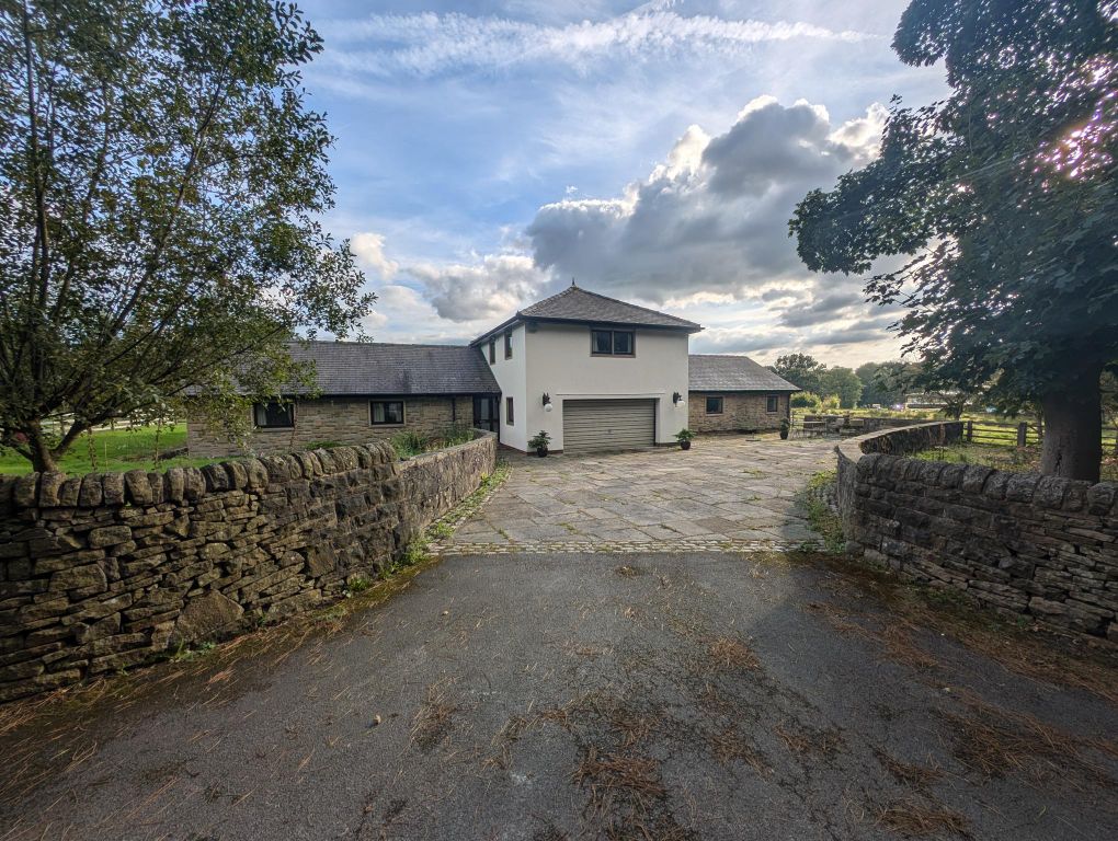 Property photo 1 of 5