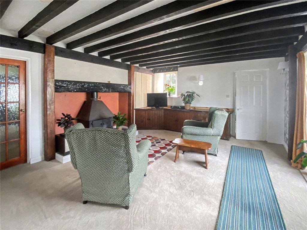 Property photo 2 of 17 Picture No. 26