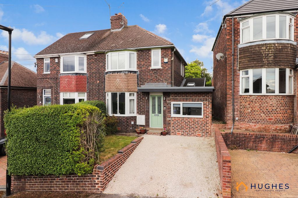 Property photo 1 of 31