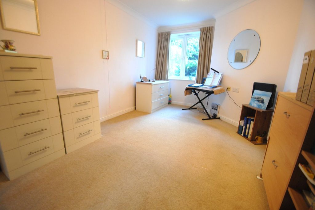 Property photo 3 of 12