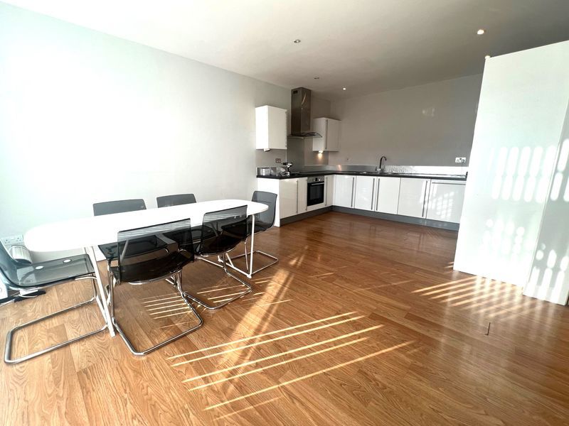 Property photo 3 of 13 Photo 5