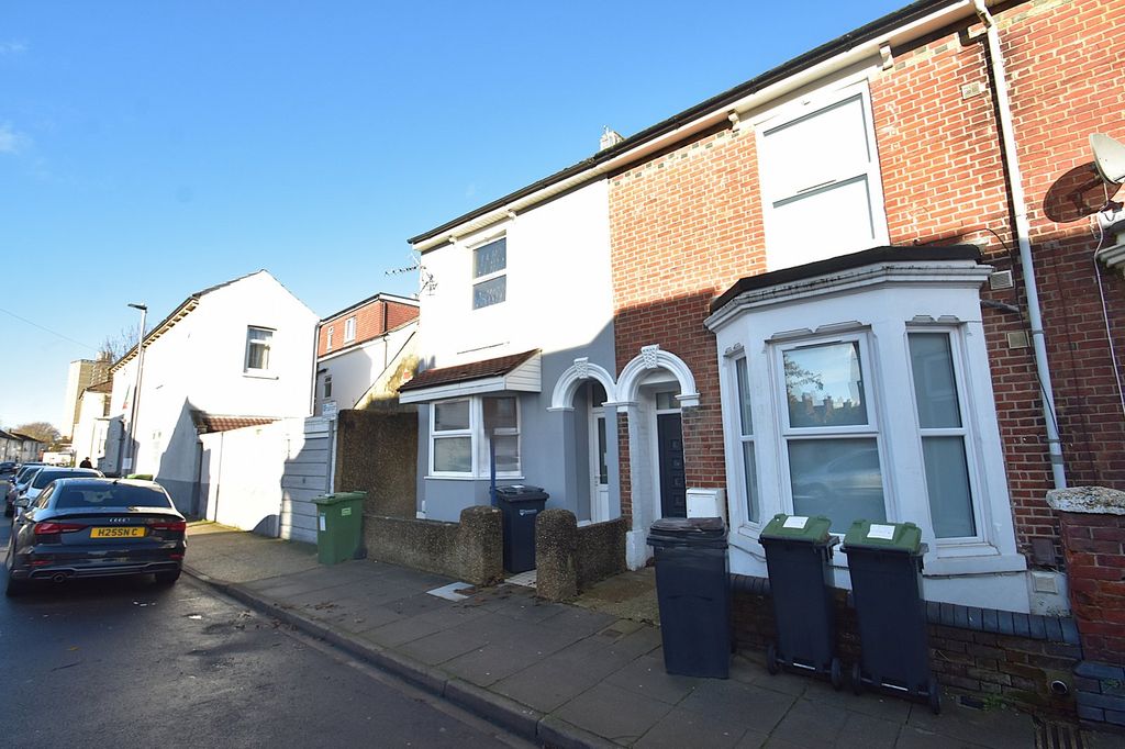 Property photo 1 of 9 Picture No. 14