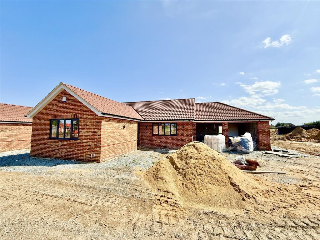 Property photo 1 of 5 Plot 2 - Under Construction