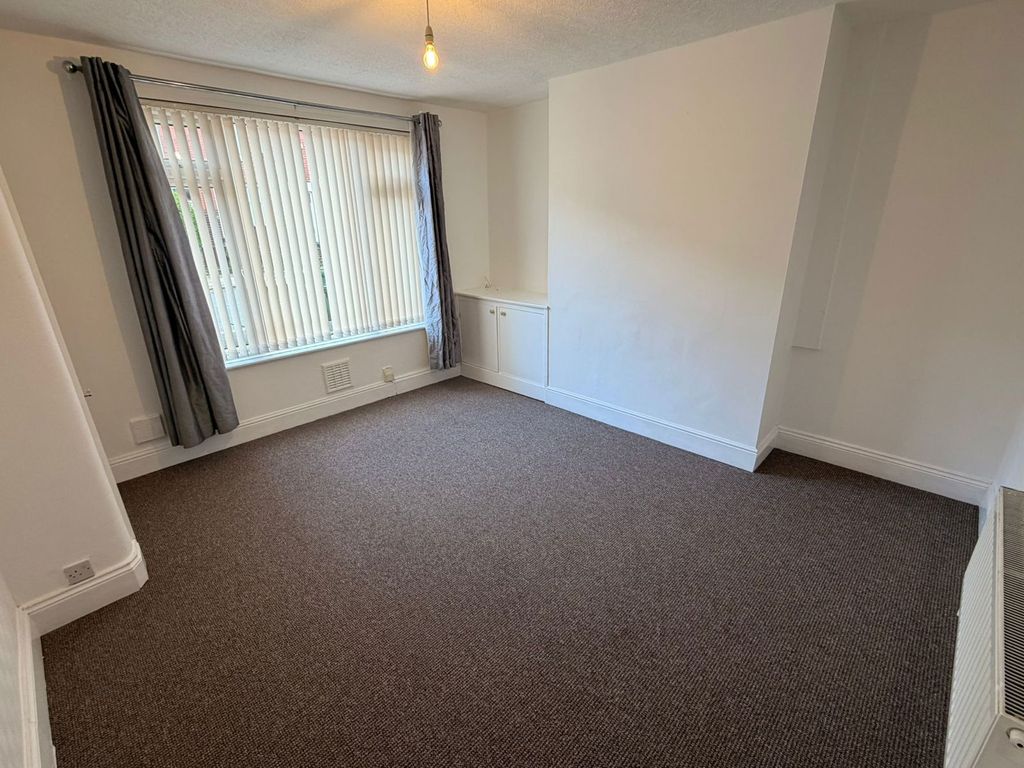 Property photo 2 of 12 Photograph