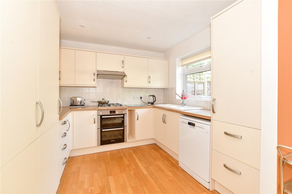 Property photo 2 of 15 Kitchen