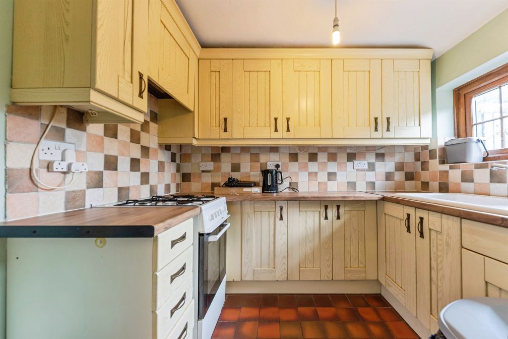 Property photo 3 of 16