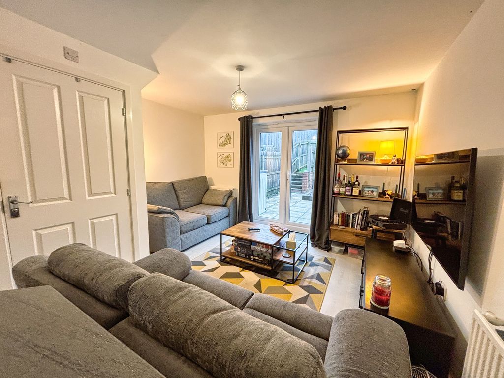 Property photo 3 of 18 Photo 7