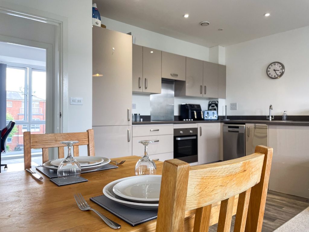 Property photo 2 of 13 4403512