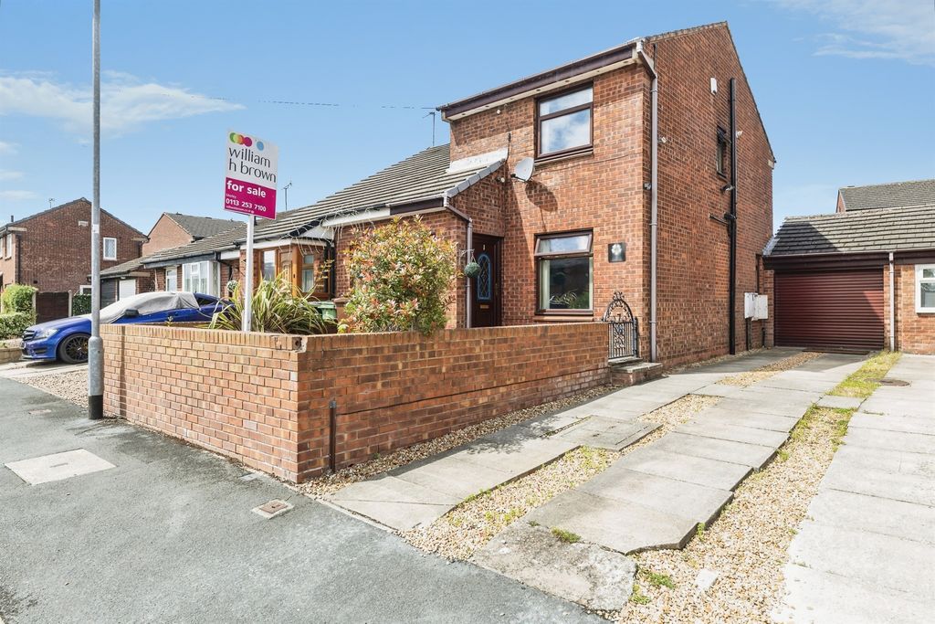 Property photo 1 of 12