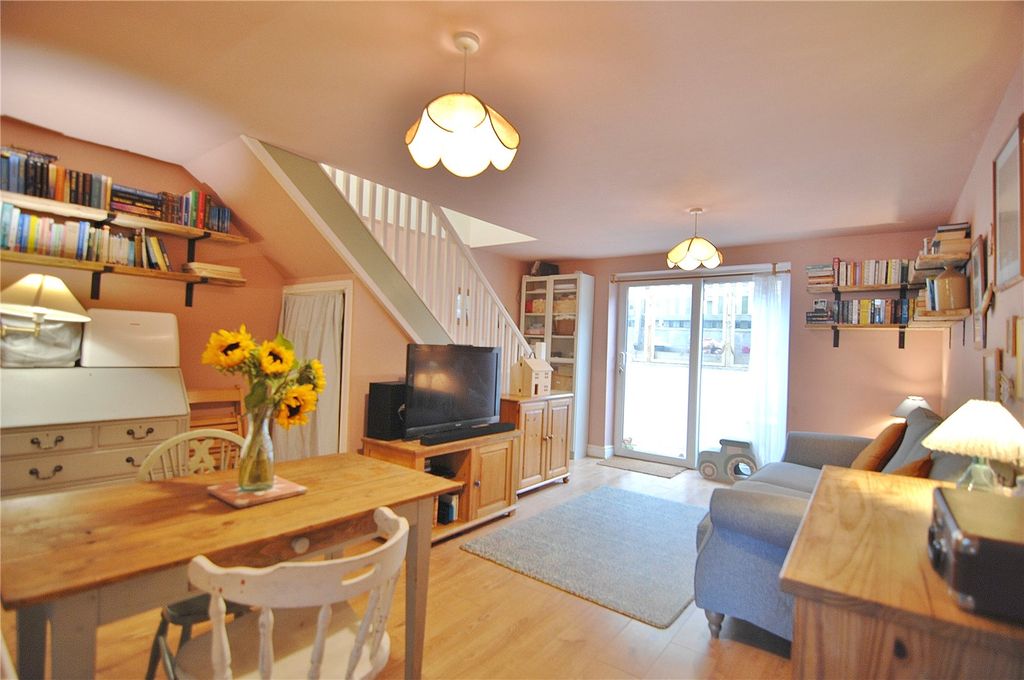 Property photo 3 of 13 Picture No. 08