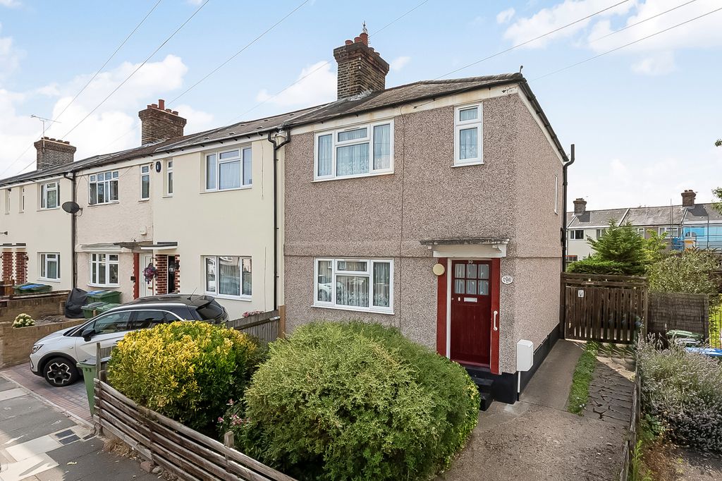 Property photo 1 of 12