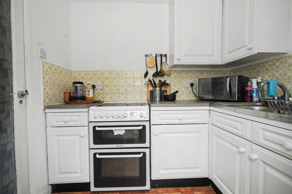 Property photo 3 of 9 Img_8244.Jpg