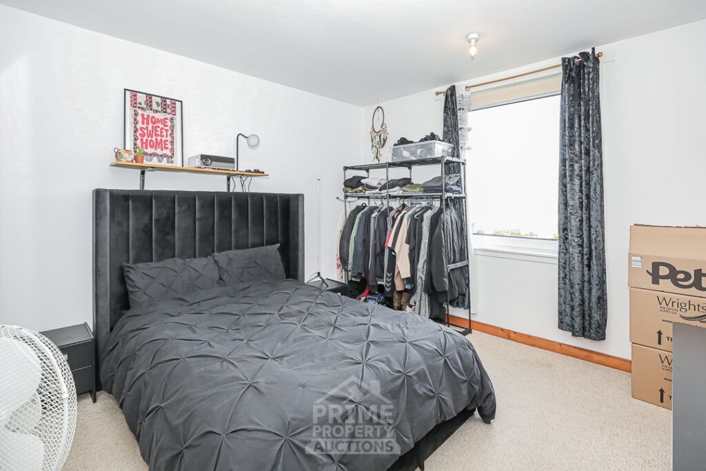 Property photo 3 of 25