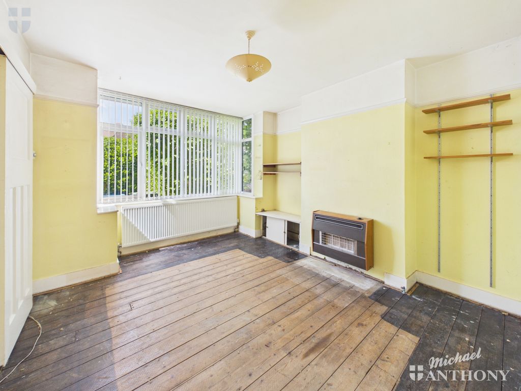 Property photo 2 of 10 Cam03852G0-Pr0641-Still002