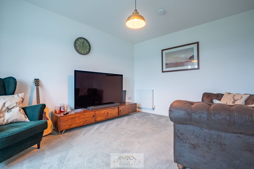 Property photo 2 of 30 Lounge 1.3