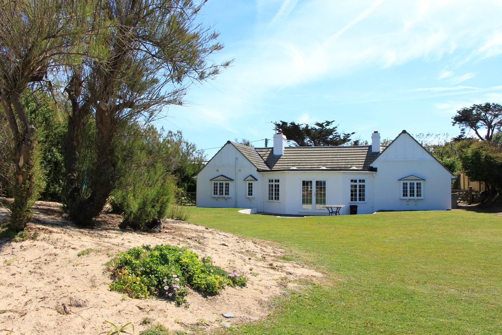 Additional image 4 of 3 bed detached bungalow for saleHarlyn Bay, Harlyn Bay PL28